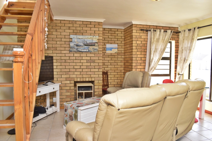 2 Bedroom Property for Sale in Struisbaai Western Cape